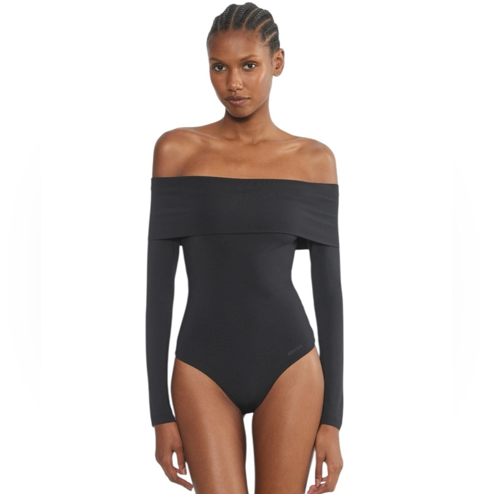New Aritzia Contour Black Long Sleeve Off Shoulder Bodysuit